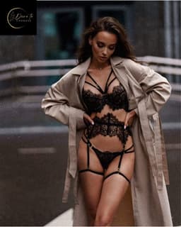 Luxe Lingerieset Dames – Lingerie Erotisch – Sexy Lingerie – 4-delige set – Zwart Kant – Lingerie Setje – Verleidelijke BH met Jarretels & Hoge Taille String – Sexy Lingerie – Chique – Luxe –Boudoir Look – Kinky – Erotisch – Maat XS/S, M, L — thumbnail 2