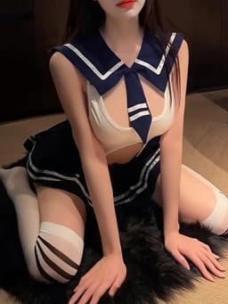 Sexy Cosplay Kostuum voor Dames – Japanse Anime Stijl – Stoute Schooluniform Look – Rugloos & Verleidelijk – Erotische Lingerie Outfit – Zonder Kousen – Ideaal voor slank postuur (tot 60 kg) — thumbnail 2