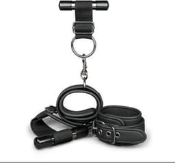 EasyToys - Over the Door Wrist Cuffs - Duurzaam - Bondage Set - Handboeien - BDSM Set - BDSM Toys - Rollenspel Erotiek - Erotisch Spel - Sex Toys voor Vrouwen en Mannen - Zwart — thumbnail 15
