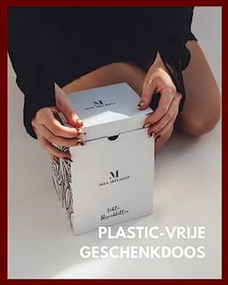 Echte Rozenblaadjes in Geschenkverpakking | Romantisch Cadeau voor Vrouwen | Geconserveerde Rozen — thumbnail 3