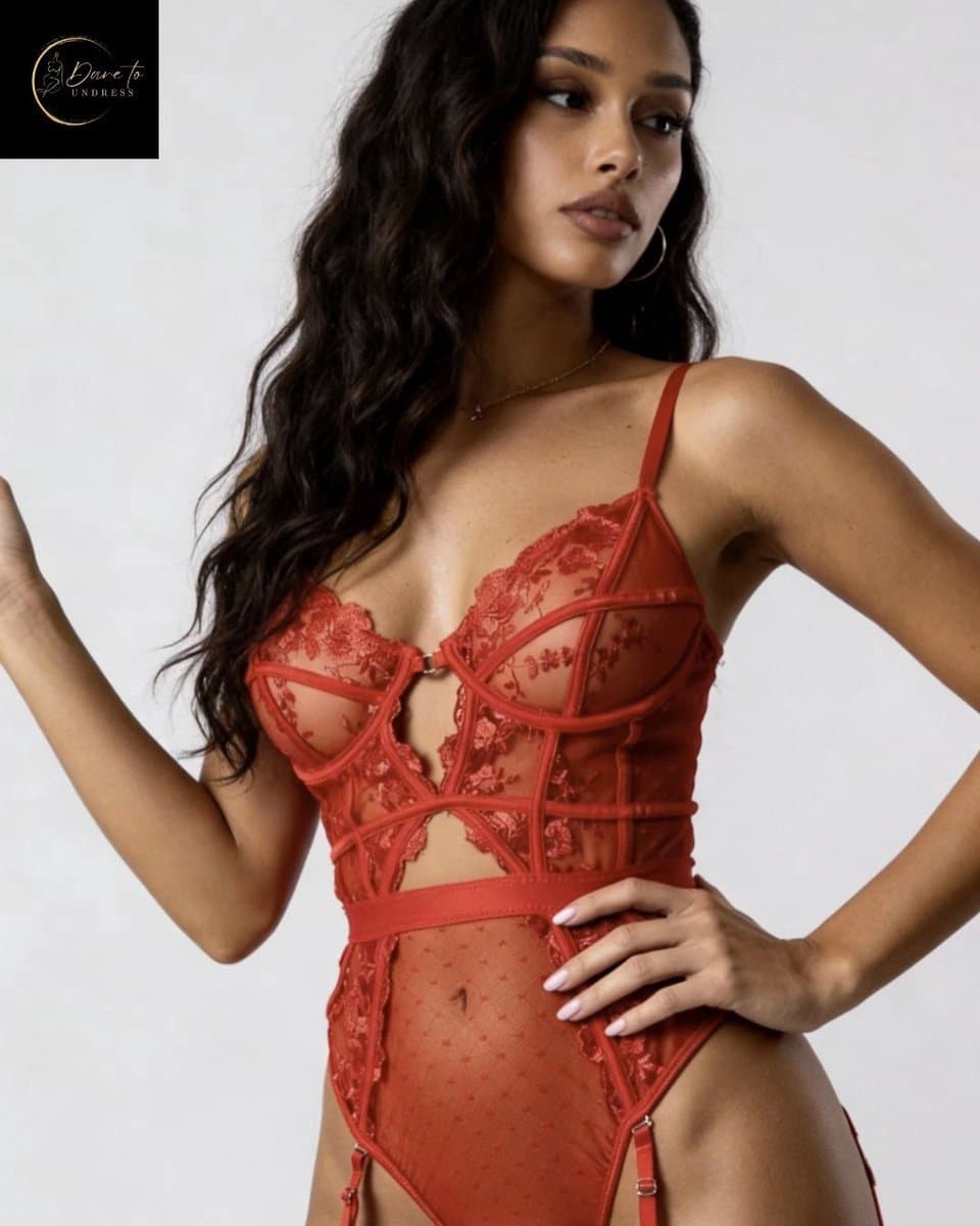 Erotische Body – Premium Quality – High End – Sexy Lingerieset – Lingerie Erotisch – Classy luxe kanten lingerieset – Erotische Bustier – BH en jarretelset – Dames lingerie – Sexy lingerie – Spannende lingerie – Dare to Undress – Maat XS/S, M, L, XL — afbeelding 1