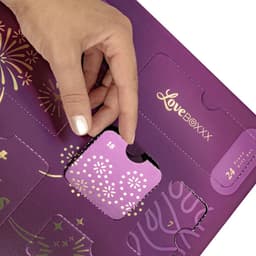 EasyToys x Loveboxxx - First Sparks - Adventskalender Advent Kalender - Musthave voor Koppels - Cadeau Man - Cadeau Vrouw - Giftset - Adventskalenders - Kerst - Kerstcadeau - Adventskalender 2025 — thumbnail 3