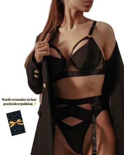 Sexy Lingerieset Dames – Sexy Lingerie – Erotische Lingerie Set – 4-delige Jarretelset – Zwart Satijn – Beugel BH – High Waist Lingerie – Boudoir Set – Chique – High End – Madam Hommard – Exclusief – Cadeau Set – Dare to Undress – XS, S, M, L, XL — thumbnail 2