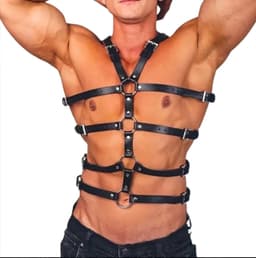 Heren Lingerie Harnas - Leather Look - Verstelbaar - One Size Bondageharnas - Herenlingerie - Leer Uitstraling - Sexy voor Mannen - Bondage — thumbnail 1
