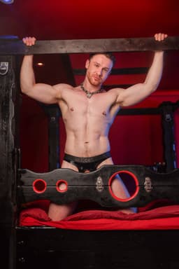 SUKREW Wet Look U-Style Brief - MAAT XXL - Erotisch Heren Ondergoed - Slip voor Man - Sexy mannen Slip — thumbnail 3