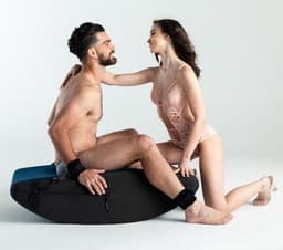 Sex Bondage Kussen - Sex Schommel Kussen - Love Swing Kussen — thumbnail 3