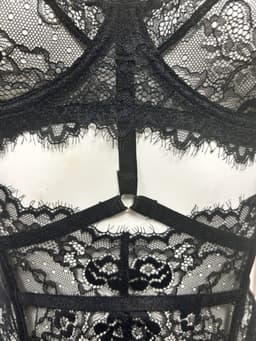 Sexy Lingerieset – Eternal Seduction – Erotisch & Verleidelijk – Luxe Kant – Jarretel Set – Sensuele Kanten Lingerie – Verstelbare Bandjes – Vrouwelijk – Lingerie Erotisch – Lingerie Sexy setje – Maat S, M, L en XL — thumbnail 4