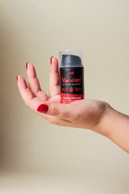 Intt Vibration! Strawberry Tintelende Gel — thumbnail 3