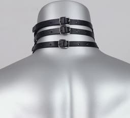 PU lederen erotische kraag - Choker - Verstelbaar - Nek harnas - BDSM - Unisex - Verstelbaar - Halsband met ringen voor bondage — thumbnail 2