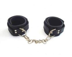 Handboeien Zwart Leer - Polsboeien BDSM Accessoires - Verstelbare Bondage Handboeien - Leather Handcuffs - One Size - Fetish Accessoire - La Nuita