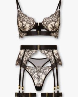 Luxe Lingerieset Dames – Lingerie Erotisch – Sexy Lingerie – 4-delige set – Zwart Kant – Lingerie Setje – Verleidelijke BH met Jarretels & Hoge Taille String – Sexy Lingerie – Chique – Luxe –Boudoir Look – Kinky – Erotisch – Maat XS/S, M, L, XL — thumbnail 4