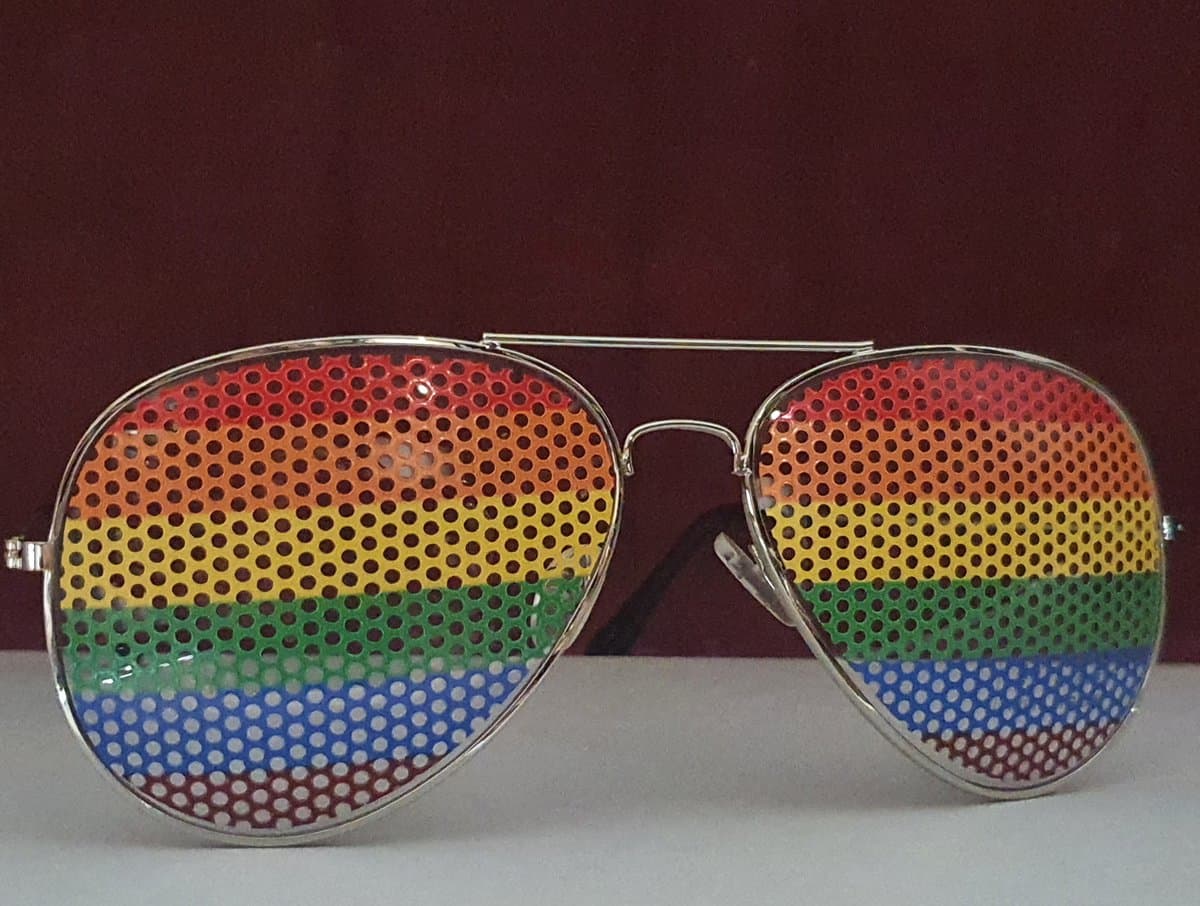 Pride rainbow sunglasses 1 stuks — afbeelding 1