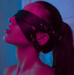 Verstelbare lederen BDSM blinddoek - Oog masker - Zeer luxe uitvoering - Gespsluiting - SM - Leer - Hoge kwaliteit - One size — thumbnail 1