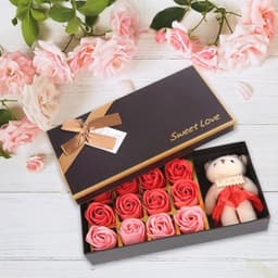 12 Rozen Zeep Bloemen Gift Set voor Vrouwen - Romantisch Valentijnsdag Cadeau met Pluche Beer — thumbnail 2