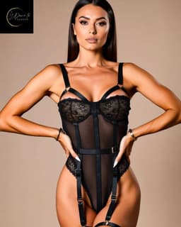 Sexy Lingerie Body – Sexy Lingerie Dames – Classy zwart & Kant – Erotische Lingerie – Bodysuit – Strapless Lingerie – Jarretelset – Lingerieset – Kinky – Erotische Body – Shapewear Corset – Strappy Harness Details – Lingerie Top – Maat XS/S, M, L, XL — thumbnail 9