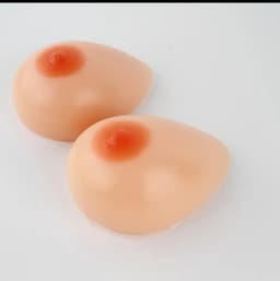 Siliconen Borsten- Borstprothese-Nep borsten- B cup- 600 gram-Cosplay- Travestie-Transgender-Crossdresser — thumbnail 1
