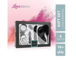Loveboxxx - I Love Diamonds Cadeauset - Sex Toys voor Koppels - Erotische Geschenkset met Seksspeeltjes en Accessoires - 6 Delig - Erotisch Cadeauset voor Koppels