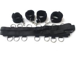 Finnacle - Bondage Set - Handboeien voor in Bed - Handboeien en enkelboeien - Bondage - BDSM - Erotische accessoire - Cadeau - Bondageset - Erotiek - Vastbinden aan Bed